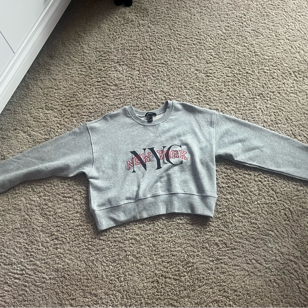 Forever 21 Gray Crew Neck Sweater